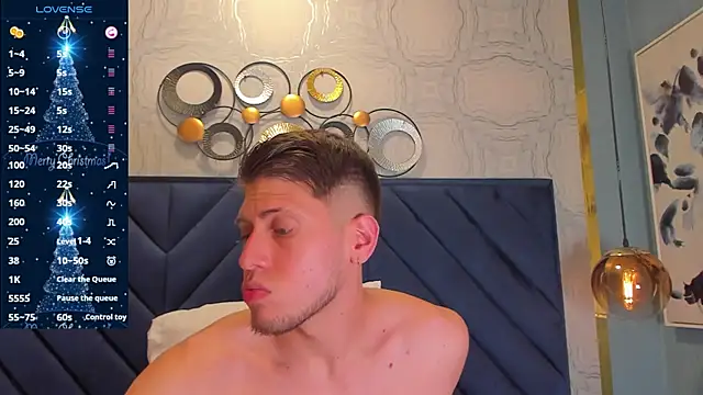 Snapshot of SebastianMaximoff chatting on December 2024 05:48:01 PM SebastianMaximoff online show from December 2024 05:48:01 PM