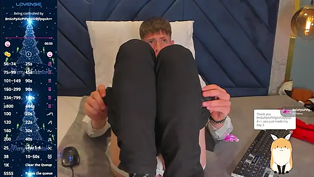 Snapshot of SebastianMaximoff chatting on December 2024 03:13:01 PM SebastianMaximoff online show from December 2024 03:13:01 PM