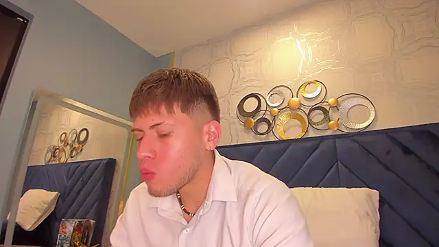 Snapshot of SebastianMaximoff chatting on January 2025 12:04:02 PM SebastianMaximoff online show from January 2025 12:04:02 PM