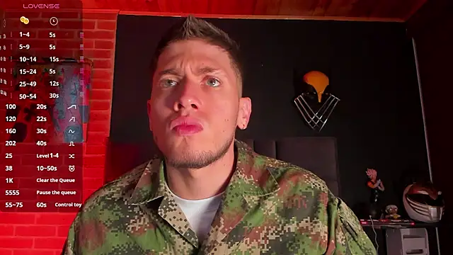 Snapshot of SebastianMaximoff chatting on February 2025 01:03:02 PM SebastianMaximoff online show from February 2025 01:03:02 PM