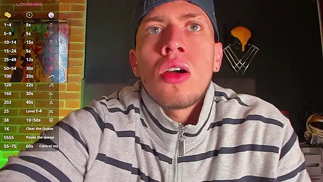 Snapshot of SebastianMaximoff chatting on February 2025 01:28:01 PM SebastianMaximoff online show from February 2025 01:28:01 PM