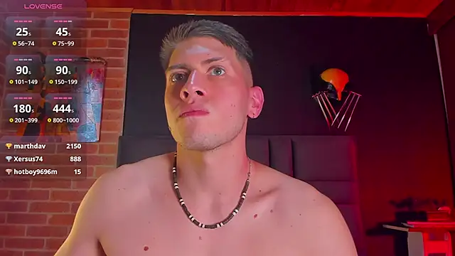 Snapshot of SebastianMaximoff chatting on March 2025 06:00:01 PM SebastianMaximoff online show from March 2025 06:00:01 PM