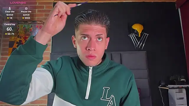 Snapshot of SebastianMaximoff chatting on March 2025 02:29:02 PM SebastianMaximoff online show from March 2025 02:29:02 PM