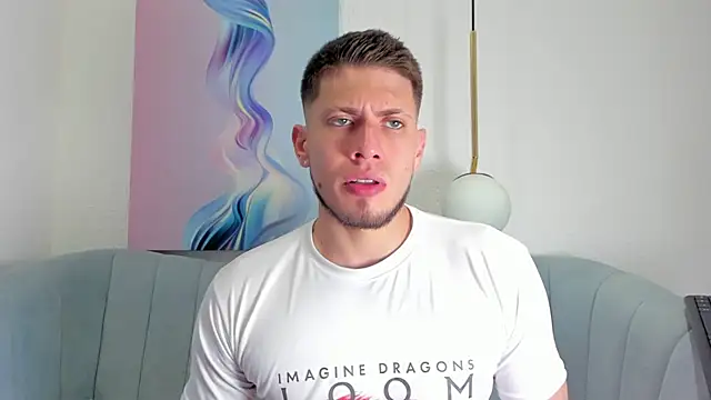 Snapshot of SebastianMaximoff chatting on October 2025 04:41:02 PM SebastianMaximoff online show from October 2025 04:41:02 PM