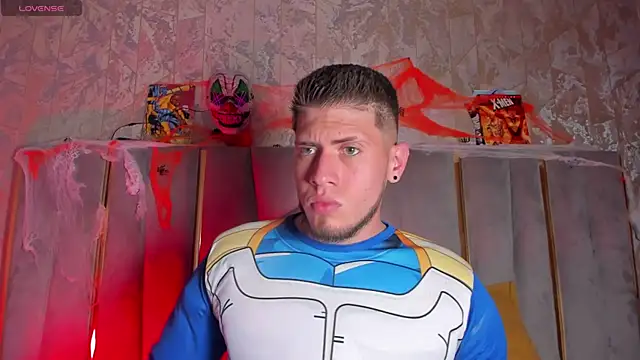 Snapshot of SebastianMaximoff chatting on October 2025 07:37:01 PM SebastianMaximoff online show from October 2025 07:37:01 PM