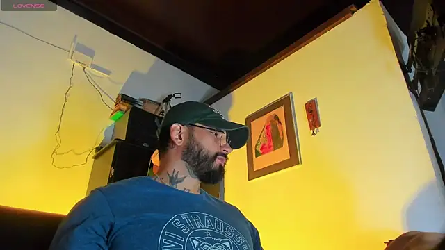 CamiloGray  online show from November 2025 03:13:02 PM