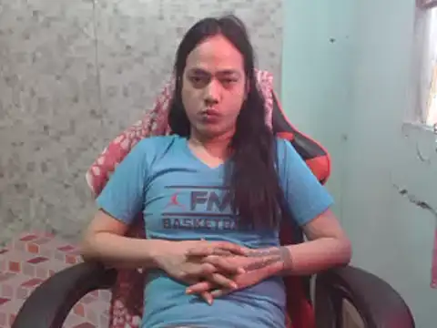 Snapshot of itsmacky4u chatting on January 2025 07:43:02 AM itsmacky4u online show from January 2025 07:43:02 AM