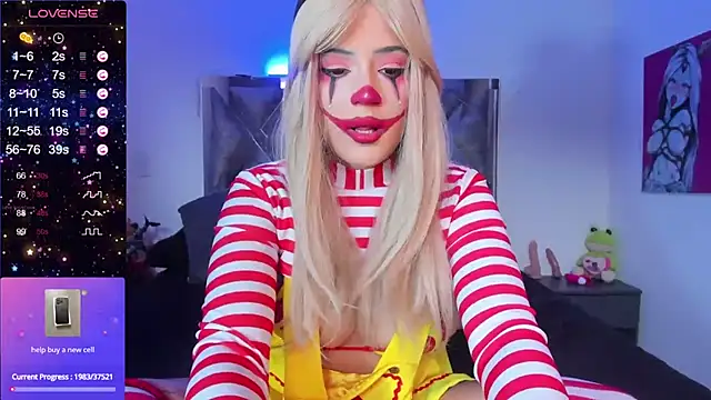 Snapshot of cutesarah_ chatting on December 2024 09:04:01 PM cutesarah  online show from December 2024 09:04:01 PM