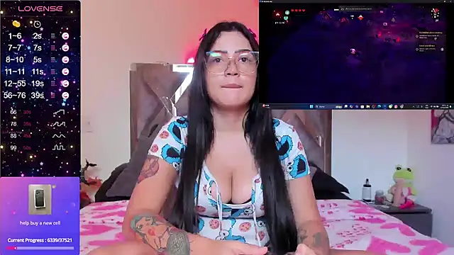 Snapshot of cutesarah_ chatting on December 2024 08:38:02 PM cutesarah  online show from December 2024 08:38:02 PM