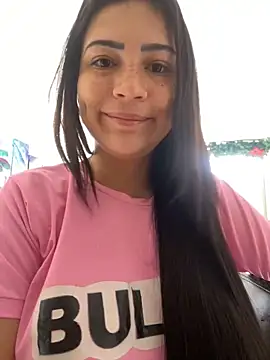 Snapshot of cutesarah_ chatting on January 2025 07:02:02 PM cutesarah  online show from January 2025 07:02:02 PM