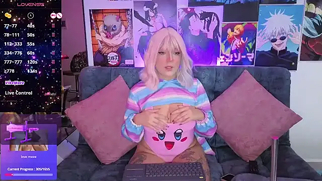 cutesarah  online show from April 2026 07:55:01 PM