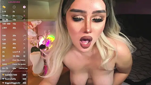 Miss mariahmonroe online show from December 2024 09:53:02 PM