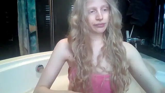 Snapshot of VeronicaJoyful chatting on March 2025 03:06:01 PM VeronicaJoyful online show from March 2025 03:06:01 PM