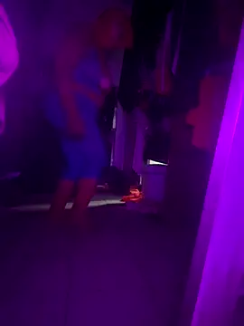 Snapshot of Cataleia21 chatting on December 2025 10:35:02 AM Cataleia21 online show from December 2025 10:35:02 AM