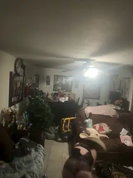 Snapshot of Cataleia21 chatting on December 2025 12:22:02 PM Cataleia21 online show from December 2025 12:22:02 PM