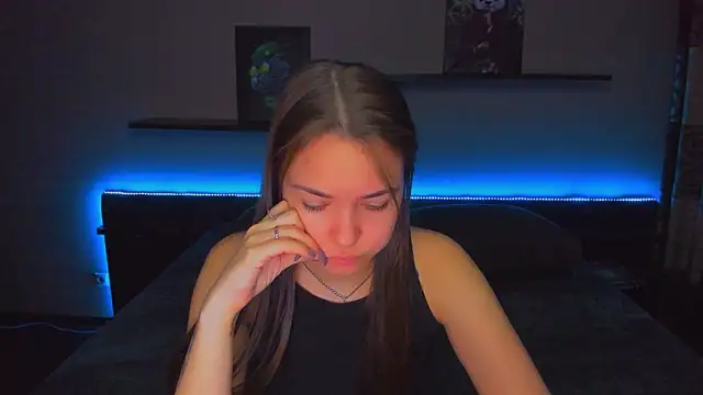 AlexaBarkley online show from March 2026 12:37:02 AM