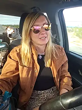 SheIsSomething online show from March 2026 12:29:02 AM