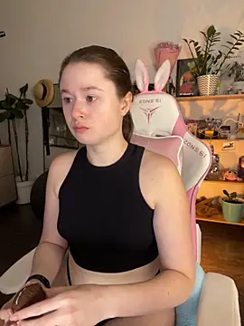 sweetest pie online show from November 2025 12:41:01 AM