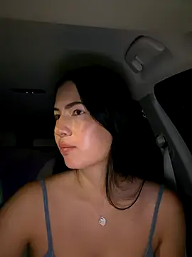 clairewntr online show from October 2025 07:21:02 PM