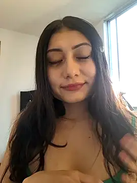 Snapshot of _Danna chatting on January 2025 09:37:01 PM  Danna online show from January 2025 09:37:01 PM