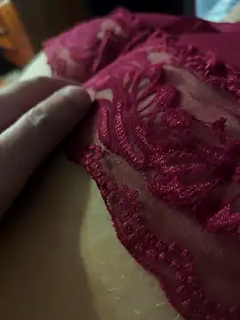 Snapshot of LovlyAnnie chatting on December 2025 05:45:02 AM LovlyAnnie online show from December 2025 05:45:02 AM