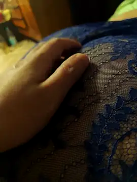 Snapshot of LovlyAnnie chatting on December 2025 05:12:02 AM LovlyAnnie online show from December 2025 05:12:02 AM