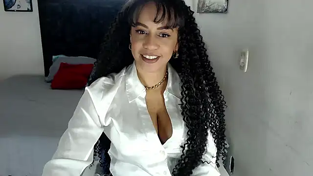 Snapshot of yeli_xxx chatting on September 2025 10:02:01 PM yeli xxx online show from September 2025 10:02:01 PM