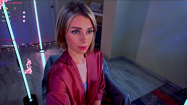 Arielle  03 online show from November 2025 02:01:01 AM