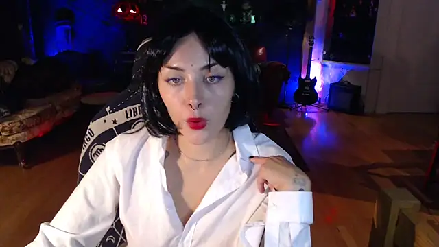 Snapshot of gothstripper chatting on October 2025 11:22:02 PM gothstripper online show from October 2025 11:22:02 PM