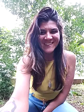 Snapshot of Yuky_ta chatting on February 2025 10:51:02 PM Yuky ta online show from February 2025 10:51:02 PM