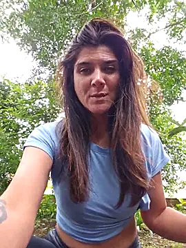 Snapshot of Yuky_ta chatting on February 2025 04:18:01 PM Yuky ta online show from February 2025 04:18:01 PM