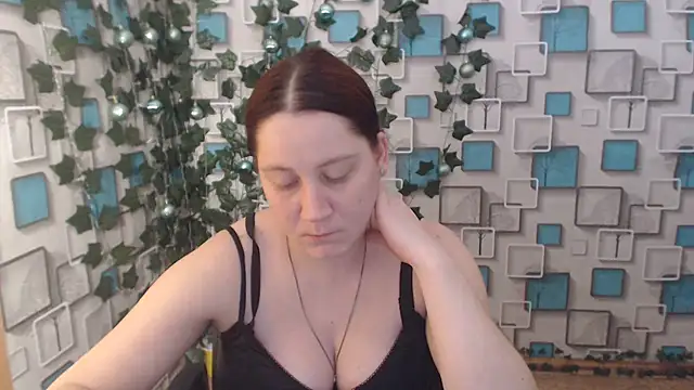 JosieJun  online show from January 2025 11:15:02 PM