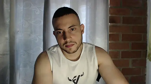 Snapshot of Armando_2002 chatting on July 2026 07:05:01 PM Armando 2002 online show from July 2026 07:05:01 PM