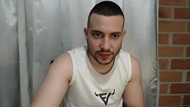 Snapshot of Armando_2002 chatting on July 2026 07:01:02 PM Armando 2002 online show from July 2026 07:01:02 PM
