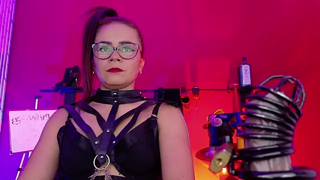 MistressSlut1 online show from June 2026 11:33:01 AM