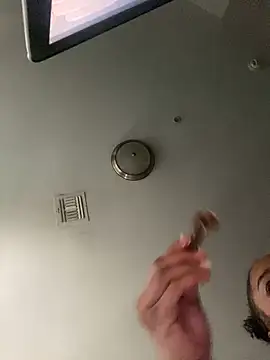 Snapshot of CutieFrmthehood chatting on January 2025 06:16:02 PM CutieFrmthehood online show from January 2025 06:16:02 PM