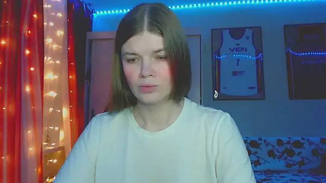 Snapshot of Klementa chatting on September 2025 06:51:01 PM Klementa online show from September 2025 06:51:01 PM