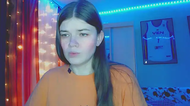 Snapshot of Klementa chatting on October 2025 06:42:02 PM Klementa online show from October 2025 06:42:02 PM