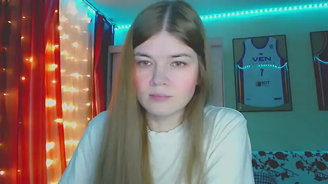 Snapshot of Klementa chatting on November 2025 06:40:02 PM Klementa online show from November 2025 06:40:02 PM