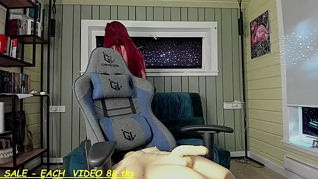 Snapshot of SandyChris chatting on September 2025 02:33:02 PM SandyChris online show from September 2025 02:33:02 PM