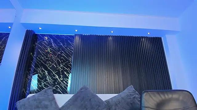 Snapshot of miataylorr1 chatting on January 2025 06:17:01 PM miataylorr1 online show from January 2025 06:17:01 PM