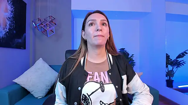 Snapshot of miataylorr1 chatting on November 2025 12:26:01 PM miataylorr1 online show from November 2025 12:26:01 PM