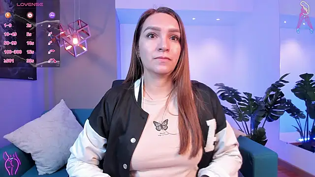 Snapshot of miataylorr1 chatting on November 2025 11:21:02 AM miataylorr1 online show from November 2025 11:21:02 AM