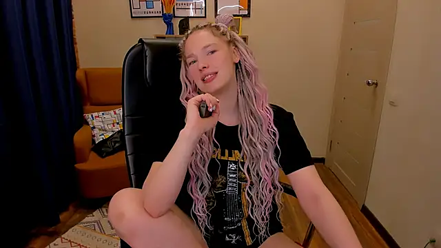  fiona Love online show from March 2026 08:45:01 PM