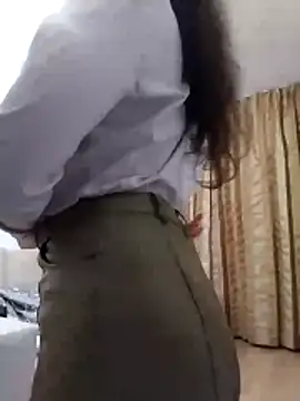 baby sweet girl  online show from March 2026 10:00:02 PM