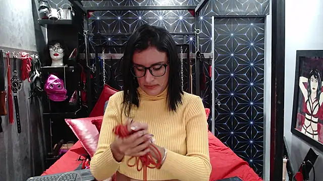 lorna cox bdsm online show from January 2026 11:29:02 PM