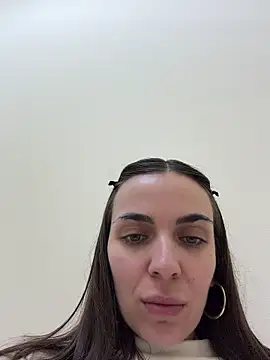 Snapshot of Bad_Giorgia chatting on December 2025 01:17:01 PM Bad Giorgia online show from December 2025 01:17:01 PM