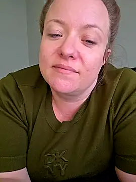 julimonroe online show from April 2026 12:06:01 AM