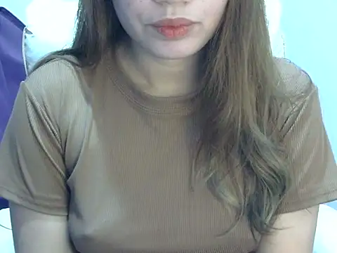    zurIII09  online show from March 2026 03:36:01 AM