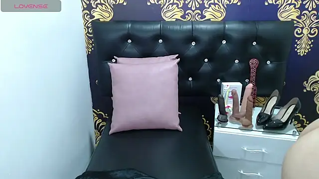 greatASS Latina online show from October 2025 07:33:02 PM